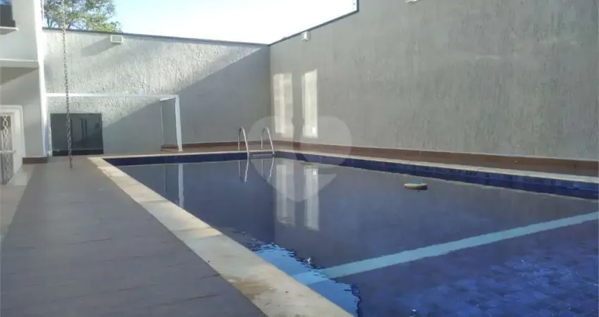 Sobrado à venda com 3 quartos, sendo 1 suíte,  em parque colina da mantiqueira, são joão da boa vista - sp