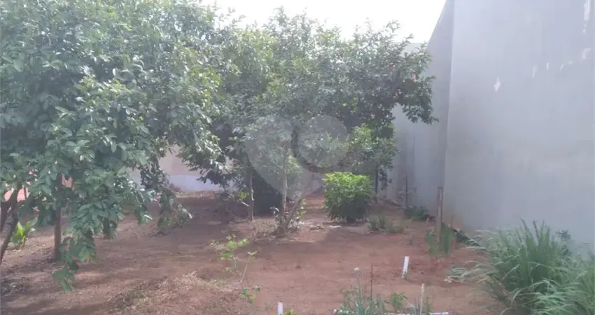 Terreno à venda na Rua Anísio Valim, Recanto do Lago, São João da Boa Vista