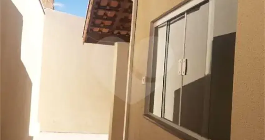 Casa à venda com 3 quartos, sendo 1 suíte,  em jardim primavera, são joão da boa vista - sp