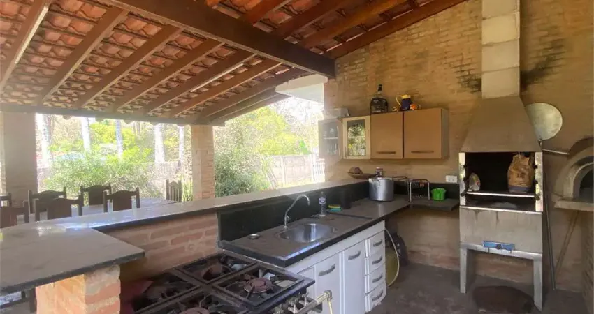 Casa à venda com 4 quartos, sendo 2 suítes,  em vila valentin, são joão da boa vista - sp