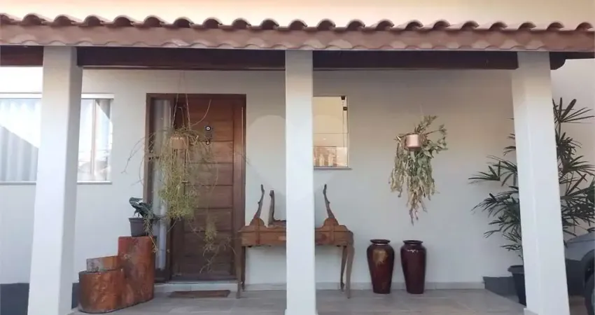 Casa à venda com 2 quartos, sendo 1 suíte,  em vila valentin, são joão da boa vista - sp