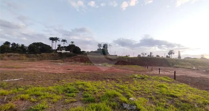 Terreno à venda na Avenida Senador Marcos Freire, Vila Brasil, São João da Boa Vista