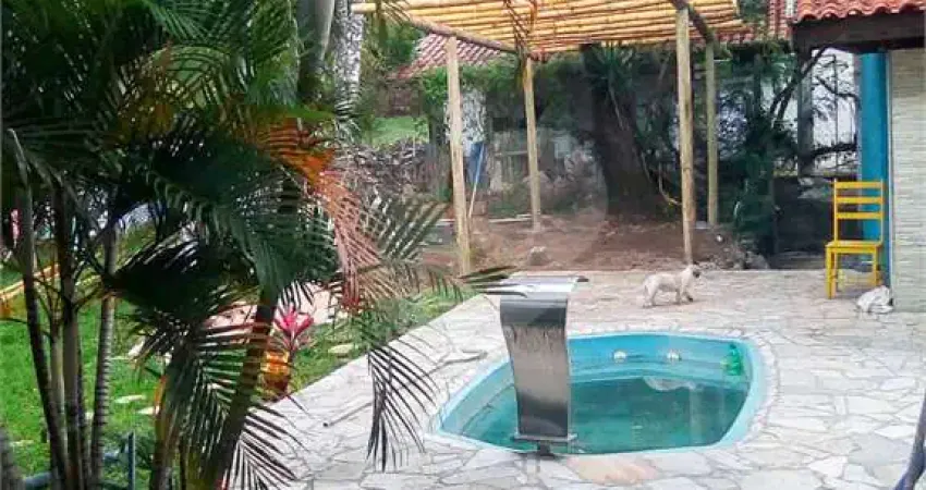 Casa à venda com 2 quartos, sendo 1 suíte,  em cascata, águas da prata - sp