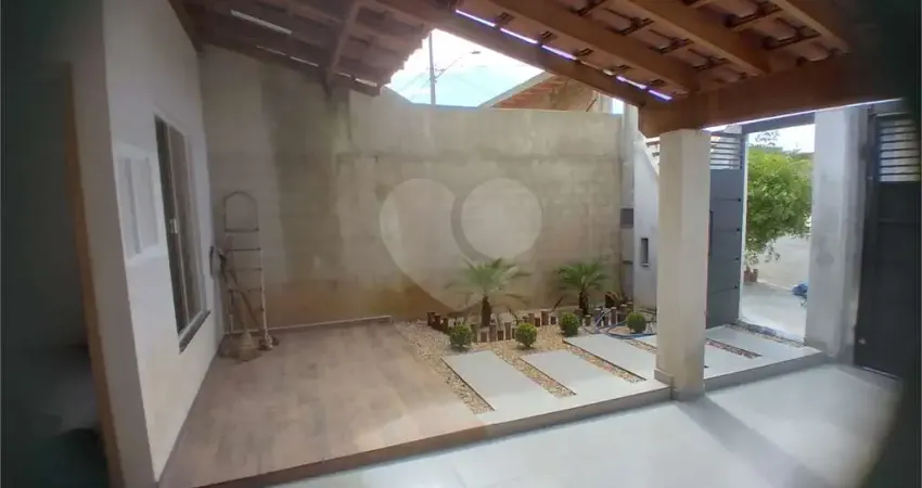 Casa à venda com 2 quartos, sendo 1 suíte,  em jardim aurora, são joão da boa vista - sp