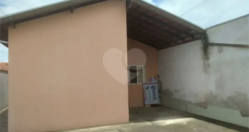 Casa à venda com 3 quartos em jardim dos jacarandás fase 1, são joão da boa vista - sp