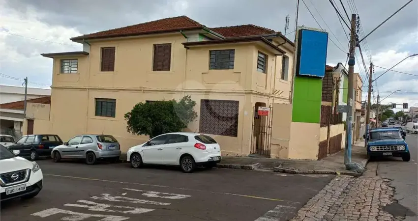 Casa à venda ou para alugar com 1 quarto no centro, são joão da boa vista - sp