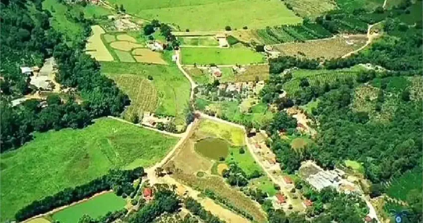 Sítio à venda com 12 quartos, sendo 6 suítes,  no centro, cabo verde - mg