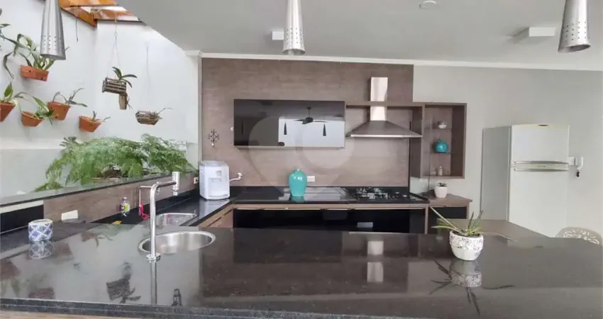 Sobrado à venda com 2 quartos em parque jequitibás, são joão da boa vista - sp