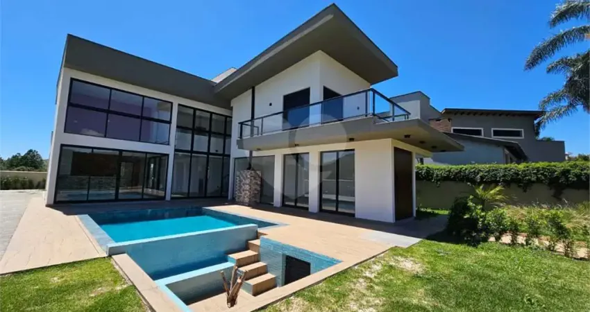 Casa à venda com 3 quartos, sendo 3 suítes, no condomínio residencial campo da cachoeira, poços de caldas - mg