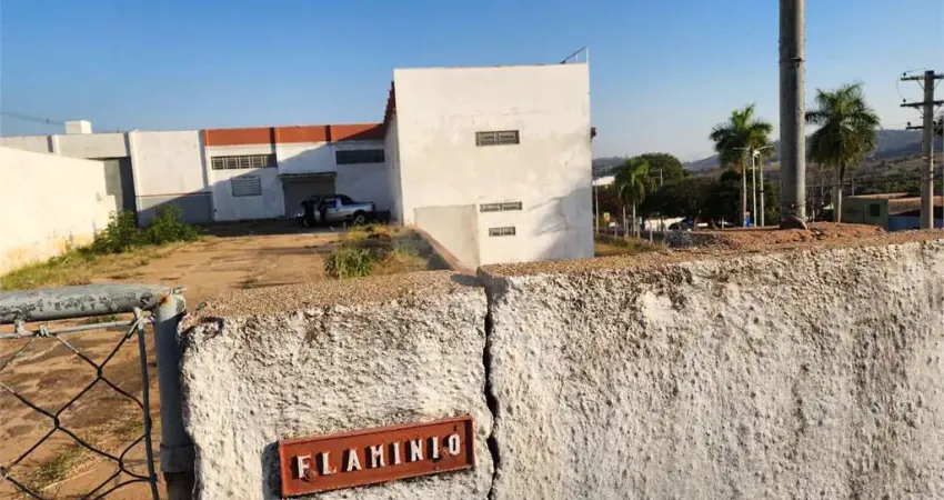 Barracão / Galpão / Depósito com 8 salas à venda na Rua Duque de Caxias, Centro, São José do Rio Pardo