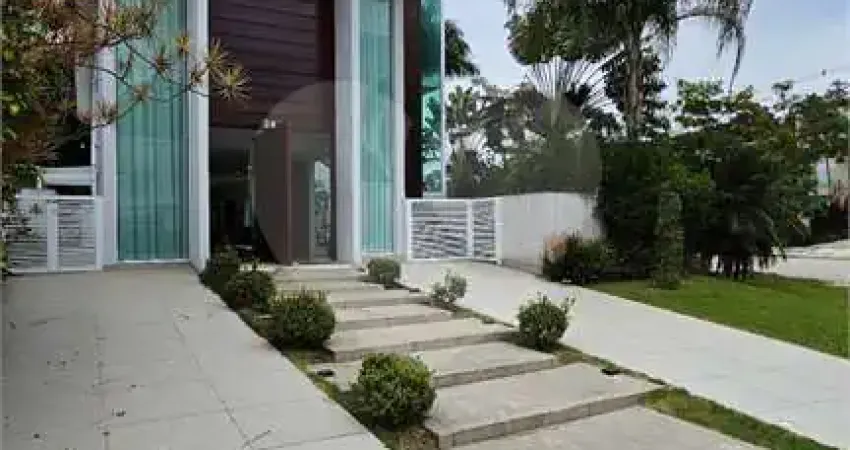 Casa  à venda com 5 quartos, sendo 5 suítes,  no condomínio san diego golf villas, bertioga - sp