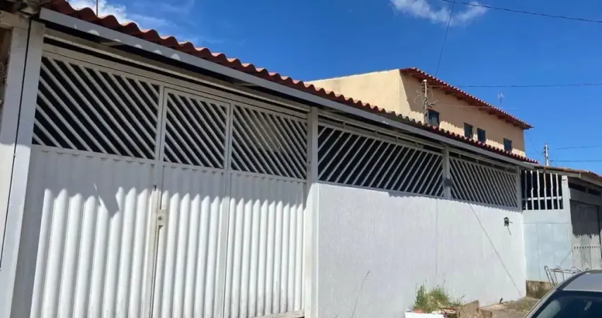 Casa com 4 quartos à venda no Recanto das Emas, Brasília 