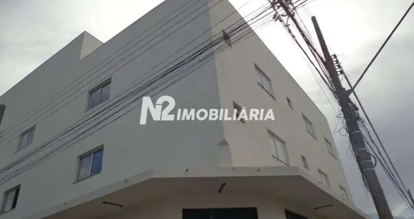 Apartamento com 3 quartos para alugar no Tibery, Uberlândia 