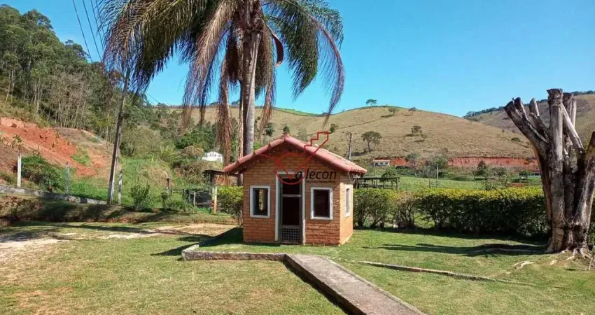 Chácara / sítio com 2 quartos à venda na Rodovia Oswaldo Cruz, km 12, Registro, Taubaté