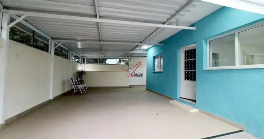 Sobrado 5 dormitórios à Venda no Jardim Uirá em São José dos Campos.