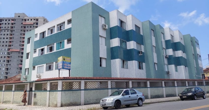 Apartamento 1⁰ andar (precisando reforma)