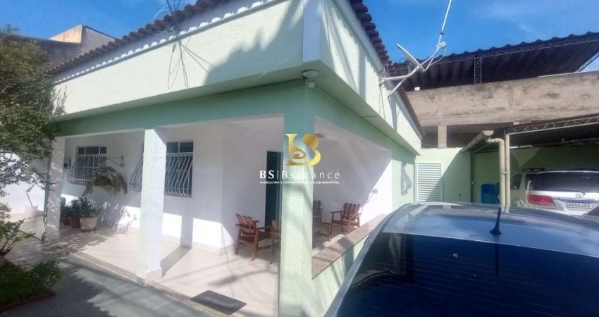 Casa com 3 quartos à venda na Pastor Waldemar Zarro, 403, Nova Cidade, São Gonçalo