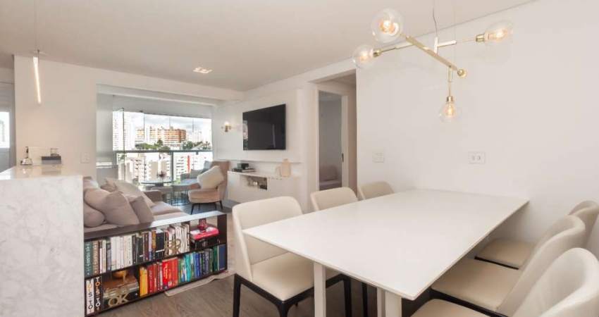 Apartamento tipo para venda com 2 quartos, sendo 1 suíte, 70m²
