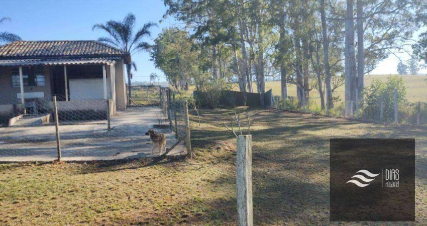 Chácara com 3 dormitórios à venda, 2400 m² por R$ 900.000,00 - Centro - Bragança Paulista/SP