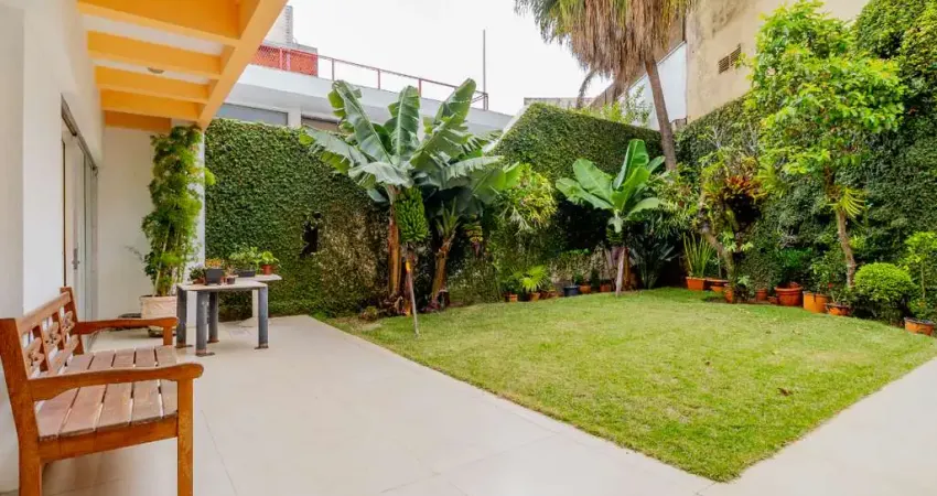 Deslumbrante casa tipo para venda em pacaembu com 5 quartos, sendo 3 suítes, 523m²