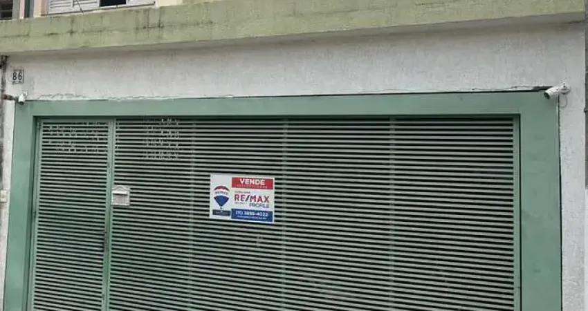 Agradável casa para venda em Santana com 3 quartos, sendo 3 suítes , 175m²