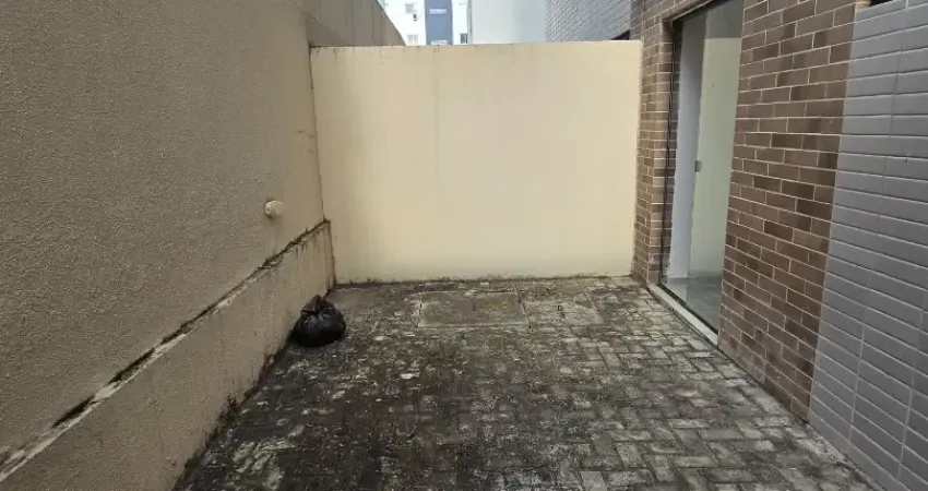 Repasso/ágio apto térreo com área externa oportunidade única 30mil