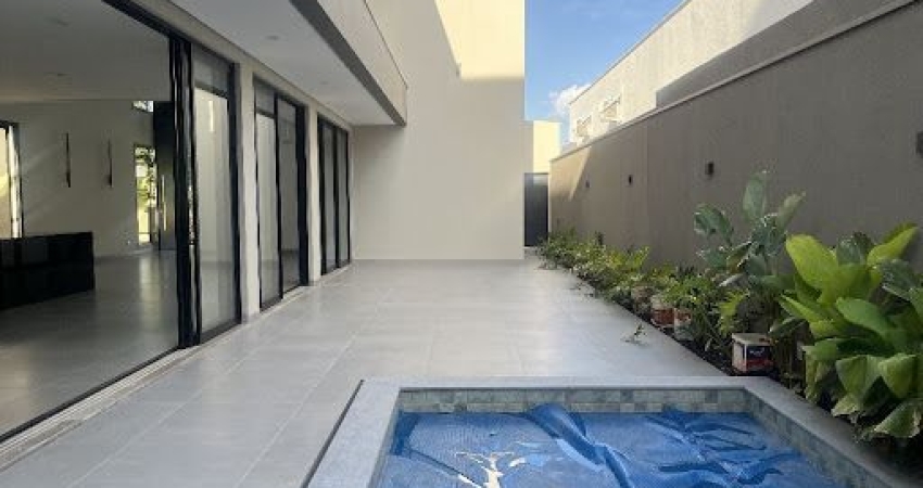 Casa em condomínio fechado com 4 quartos à venda na Avenida dos Jardins, 250, Nova Uberlândia, Uberlândia