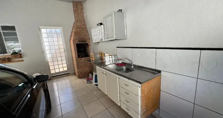Casa com 3 quartos à venda na Rua das Juritis, Cidade Jardim, Uberlândia