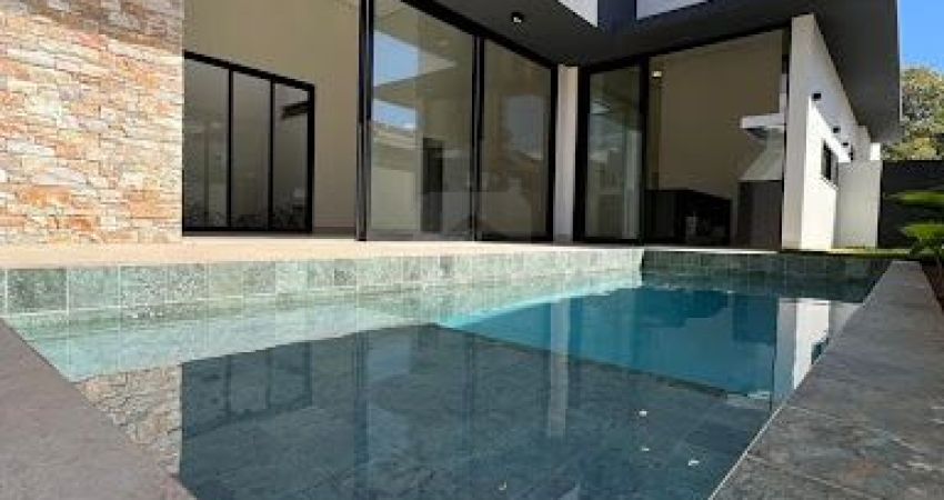 Casa em condomínio fechado com 4 quartos à venda na Avenida Paulo Gracindo, Gávea, Uberlândia