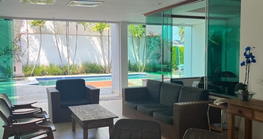 Casa em condomínio fechado com 4 quartos à venda na Avenida dos Vinhedos, Morada da Colina, Uberlândia