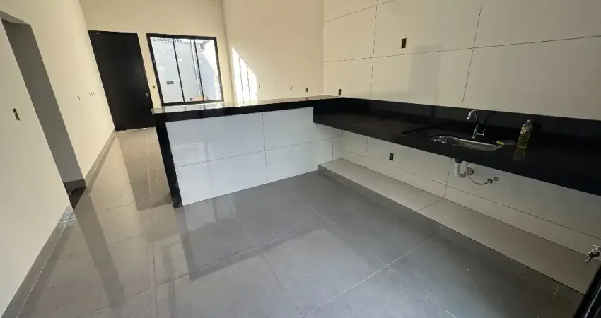 Casa com 3 quartos à venda na Rua Taxista Fábio Cardoso, São Jorge, Uberlândia