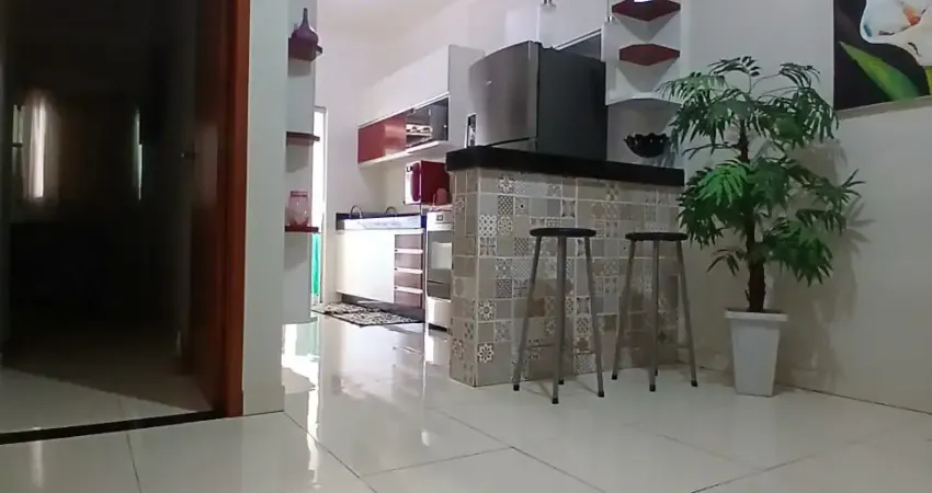 Casa com 2 quartos à venda na Rua Alfredo Vieira, Jardim Europa, Uberlândia