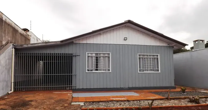 Casa com 3 quartos para alugar na Rua Uruguai, 469, Jardim Alvorada, Maringá