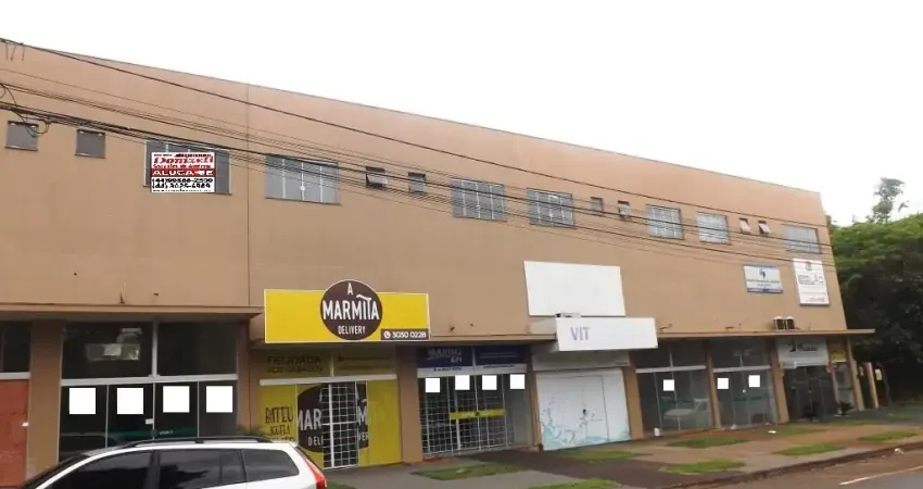 Aluga-se sala no 1º andar centro comercial pinheiros próx. posto holiood