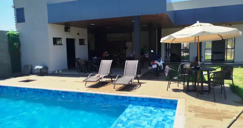 Vende-se linda area de lazer e locação completa próx. cond. alphaville iguaraçu