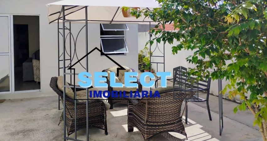 Oportunidade única! Casa à venda em Valinhos-SP, bairro Loteamento Residencial Água Nova, 2 quartos, 1 sala, 1 banheiro, 2 vagas de garagem, 160,00 m².