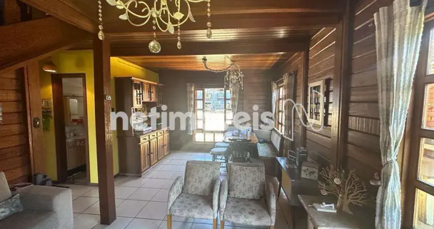 Casa com 6 quartos à venda na Glória, Belo Horizonte 