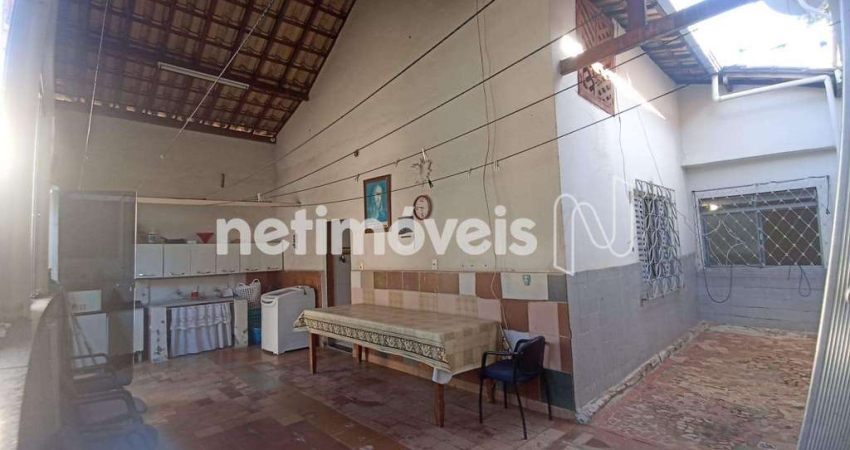 Casa com 3 quartos à venda na Betânia, Belo Horizonte 