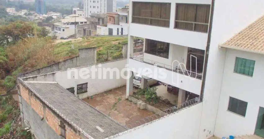 Casa com 5 quartos à venda na Rua Gualter Rocha, Europa, Contagem