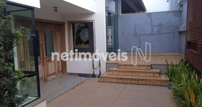 Casa com 7 quartos para alugar na Santa Lúcia, Belo Horizonte 