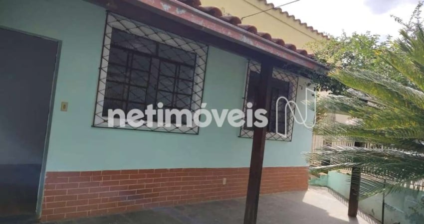 Casa com 2 quartos para alugar no Salgado Filho, Belo Horizonte 