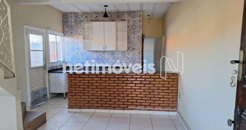 Casa com 2 quartos para alugar na Gávea, Vespasiano 