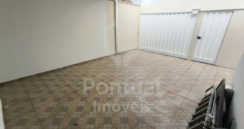 Casa com 3 dormitórios para locação, Jardim Patricia, UBERLANDIA - MG