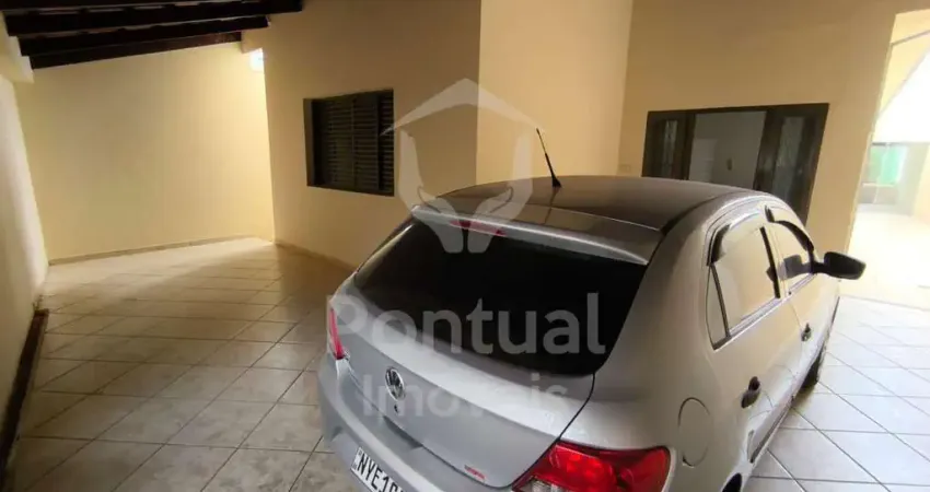 Casa com 3 dormitórios para locação, Bom Jesus, UBERLANDIA - MG