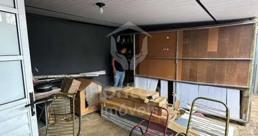 ?? oportunidade no b. pequis – casa aconchegante com 2 quartos, sala ampla.