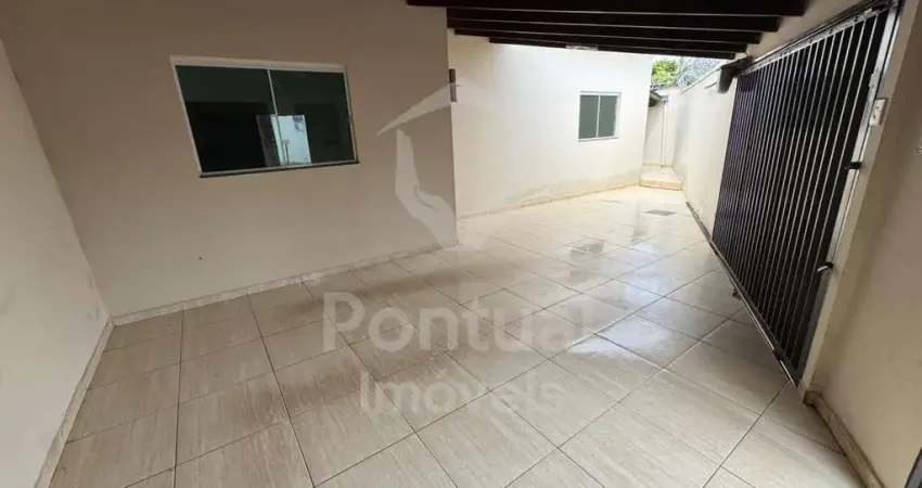Casa com 3 dormitórios para locação, SANTA MÔNICA, UBERLANDIA - MG
