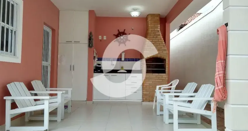 CASA EM PIRATININGA COM 3 QUARTOS E 1 SUITE, LINEAR