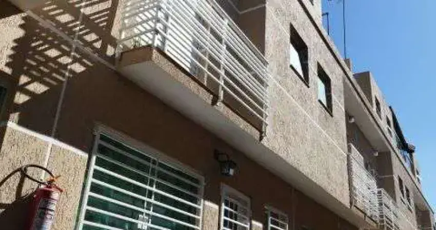 Casa com 2 quartos à venda na Rua Cirene de Oliveira Laet, Vila Nilo, São Paulo