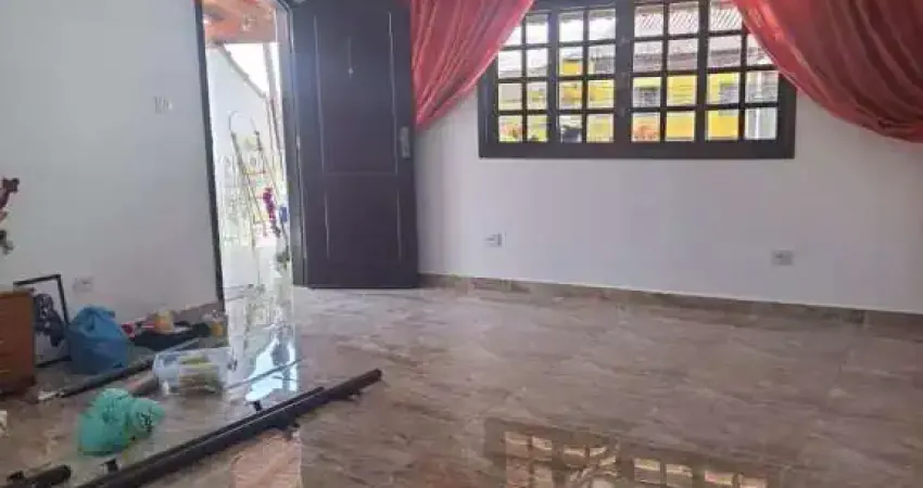 Linda casa ,com excelente acabamento!  Oportunidade imperdível para você que  procura conforte, e um lugarzinho pra chamar de Seu. - CA6827
