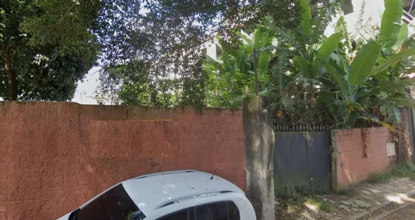 Terreno à venda na Rua Lancaster, Jardim Três Marias, São Paulo
